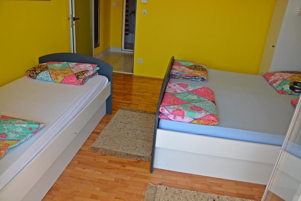 Apartments Gareta غراداك الغرفة الصورة