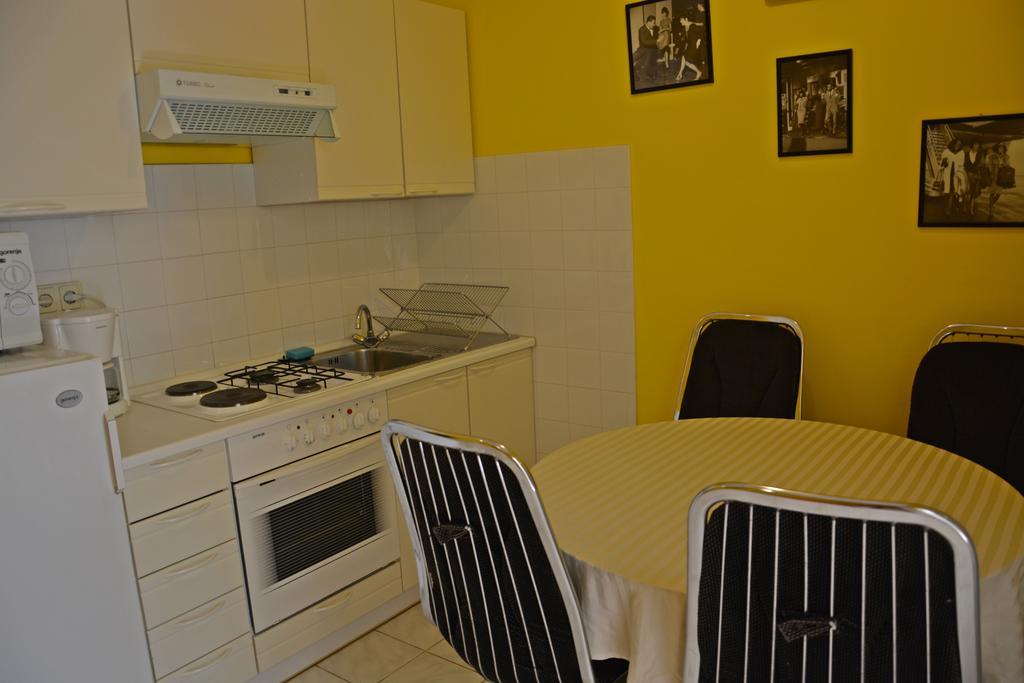 Apartments Gareta غراداك الغرفة الصورة
